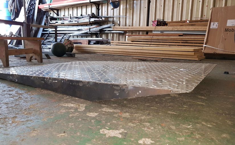 汽車斜坡板防滑紋路