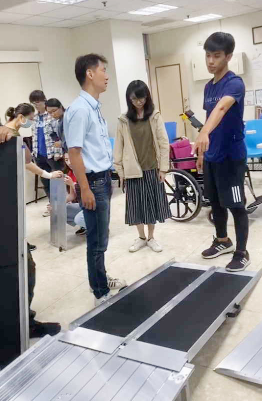 New Taipei City Assistive Technology Resources Center demo Bi-folding FRP ramps