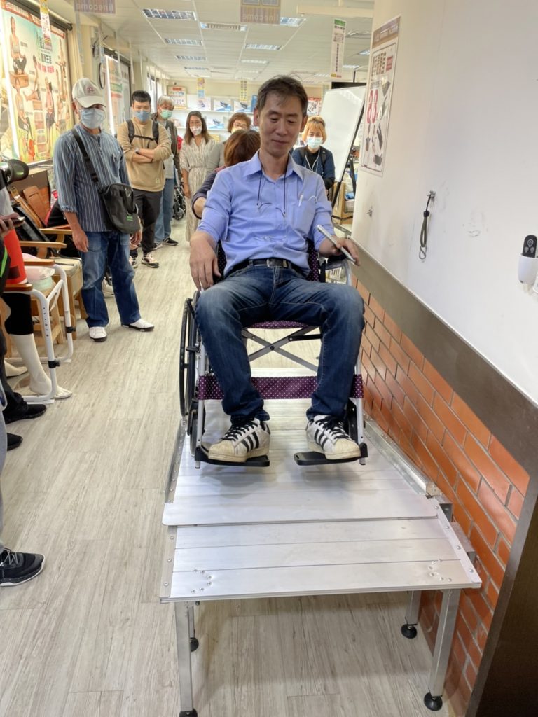 Try it out and sit down to experience the customer’s feelings firsthand