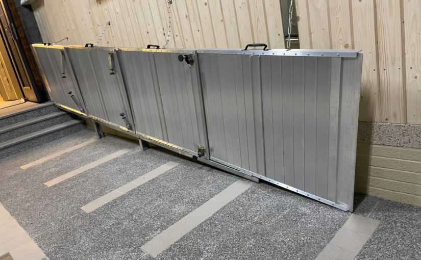 Power Wheelchair up-and-down Wall-mount Ramps