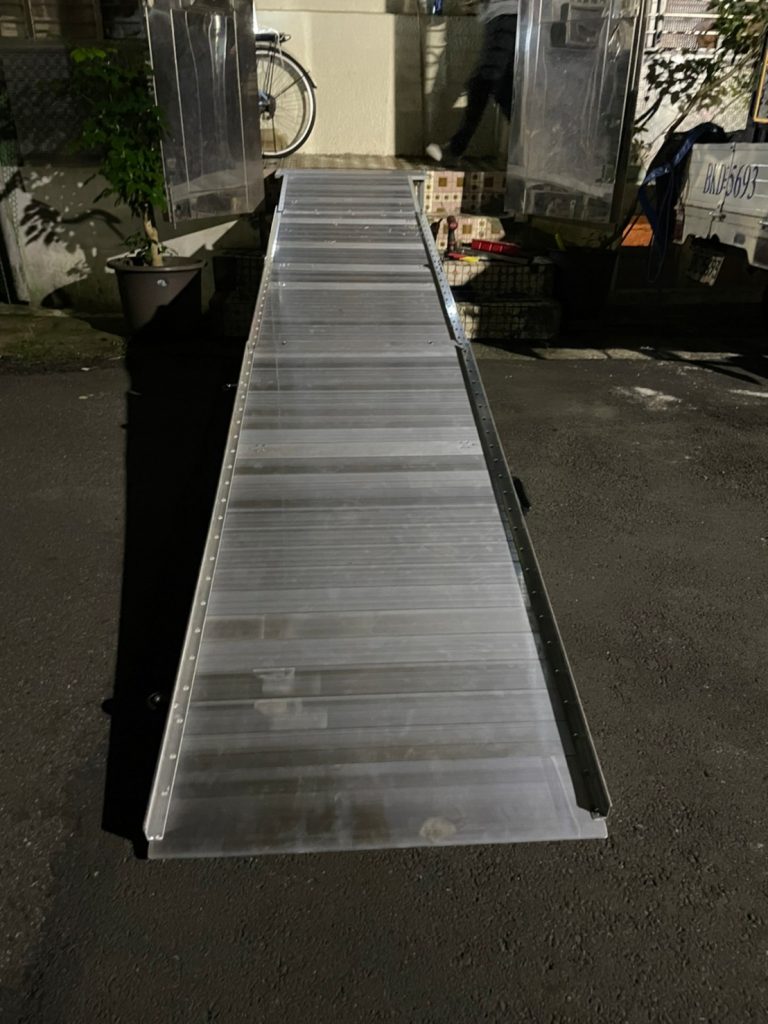 CHING-YUAN Health Business Ltd. specializing in portable ramps and fixed ramps.