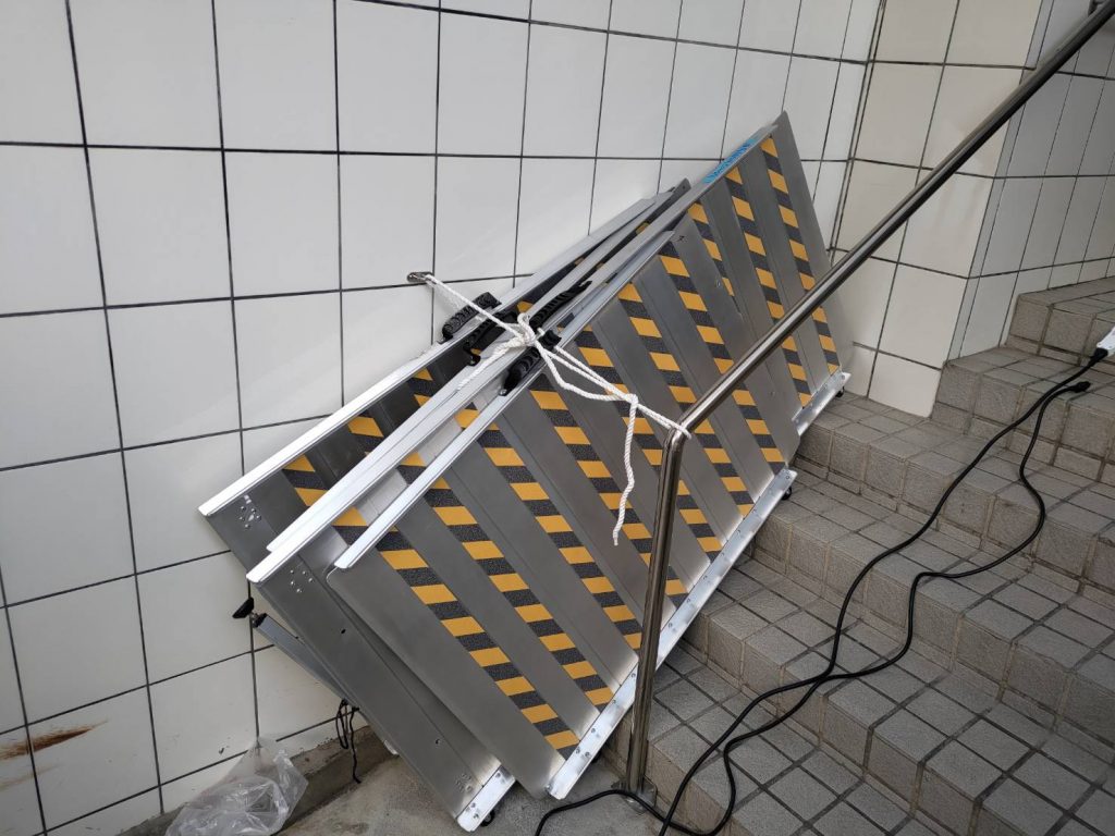 Modular Ramps overcome height differences