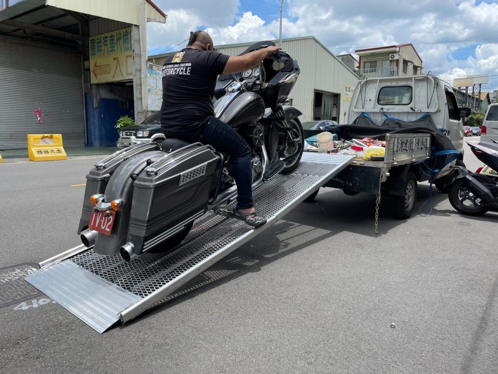 EXCLUSIVE New Model Motorcycle Loading Ramps