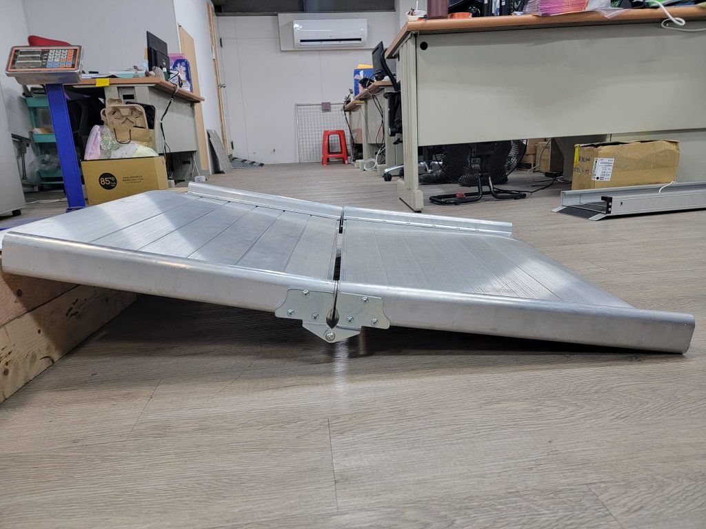 Sample for new Half-fold Ramps