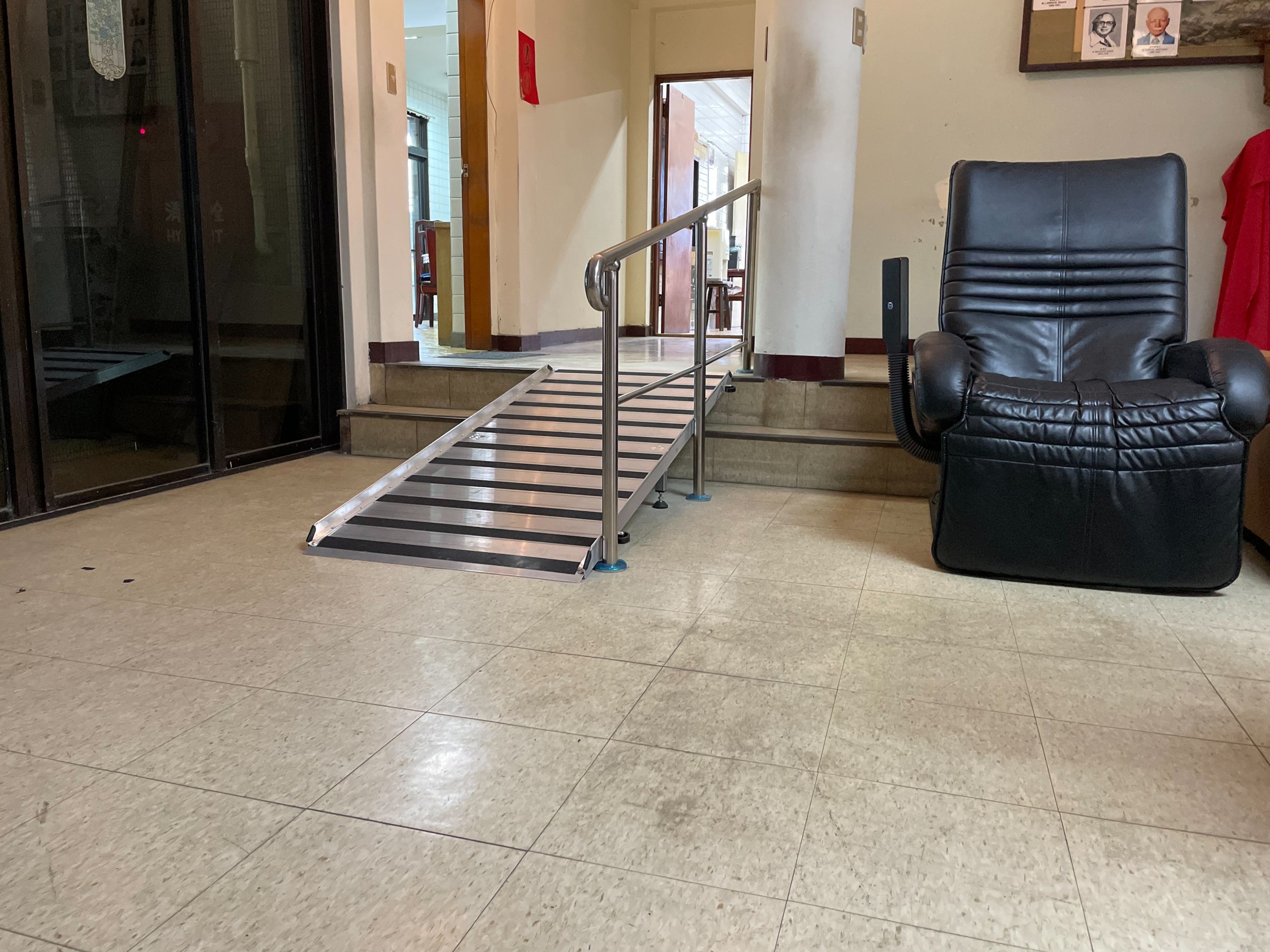 Customize Fix Ramps with handrails