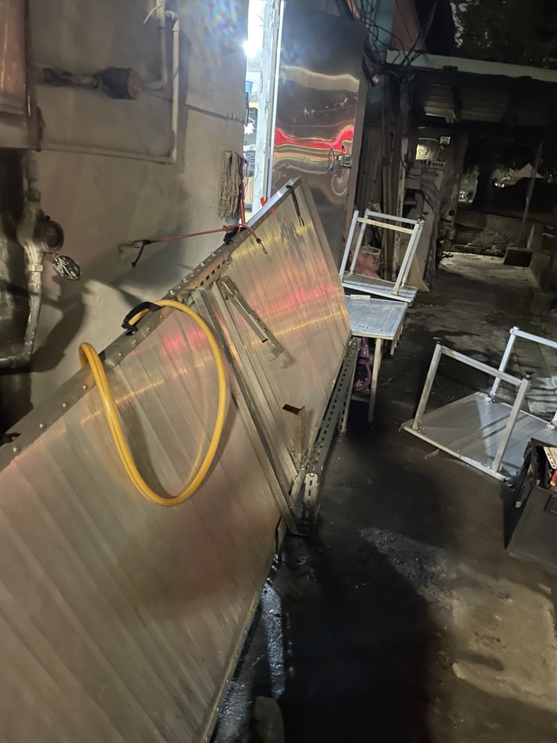 Finally, wall mounted ramp with a big aluminum alloy platform formed by four pieces.