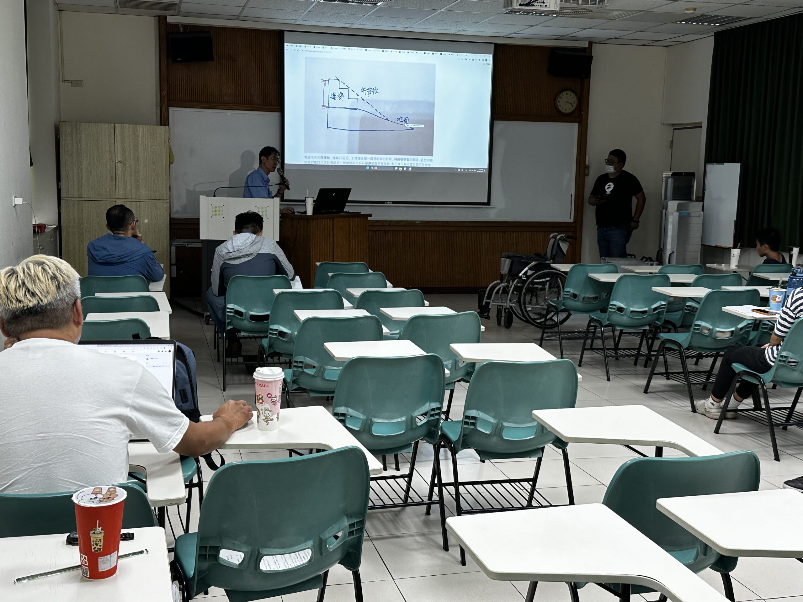  Improving the barrier-free environment for Taiwanese families is full of challenges and requires everyone's joint efforts.