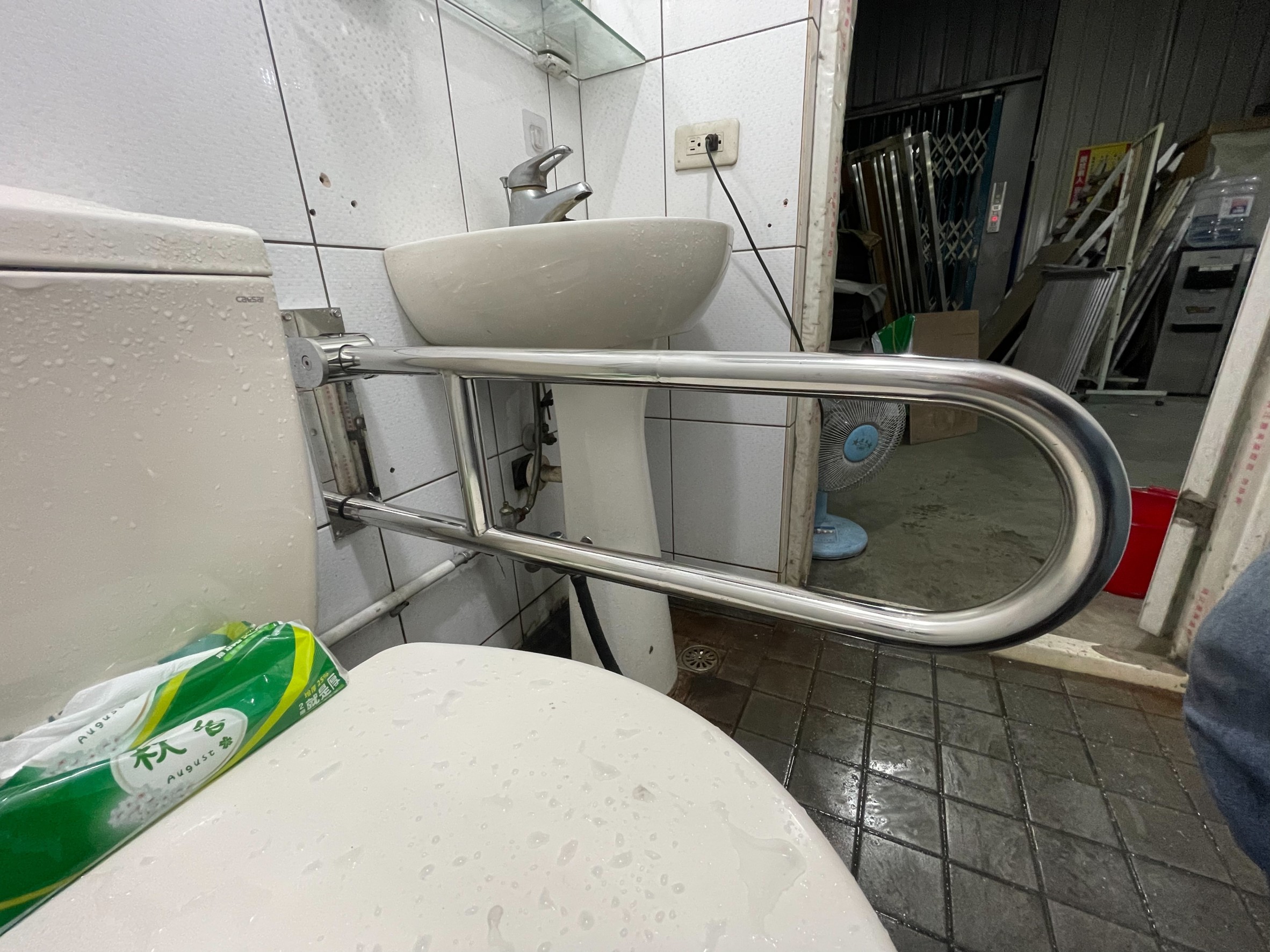 Stainless steel SwingUP-Grab-Bars 